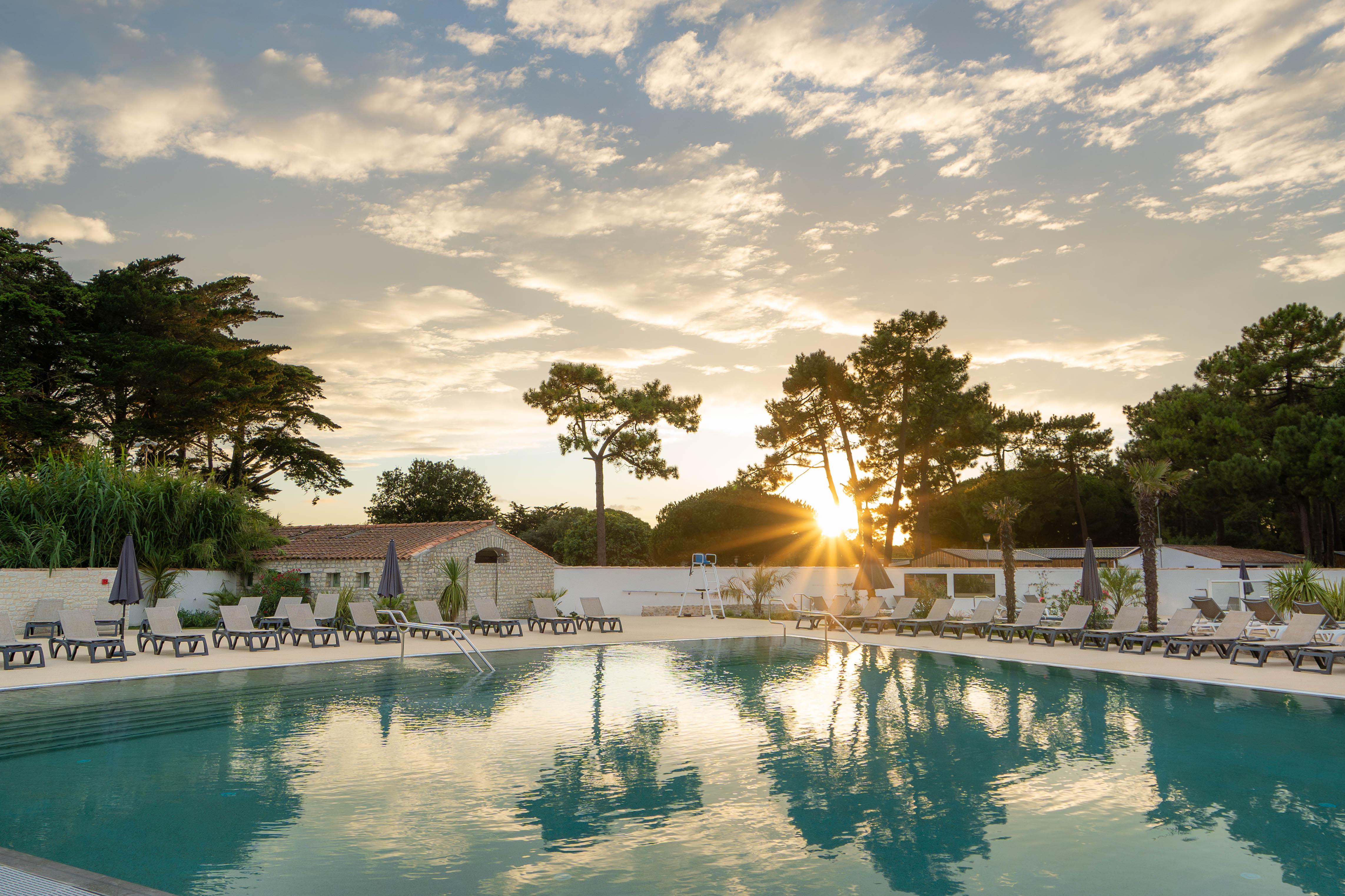 Camping heated pool Île-de-Ré