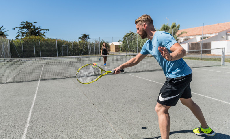 Camping tennis Île-de-Ré